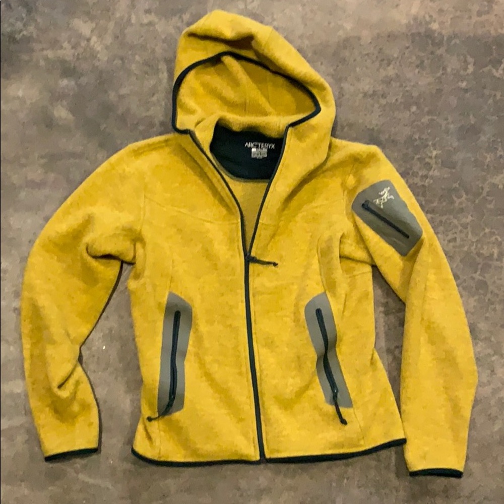 Arc’teryx Covert fleece hoodie jacket